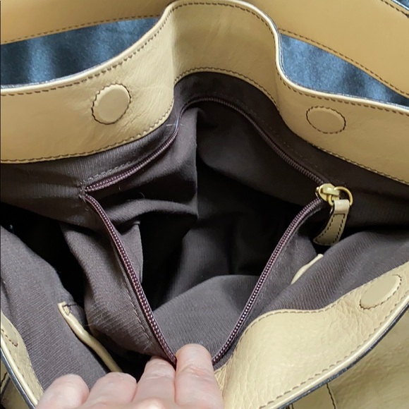 Escada Leather Bag - Picture 8 of 10